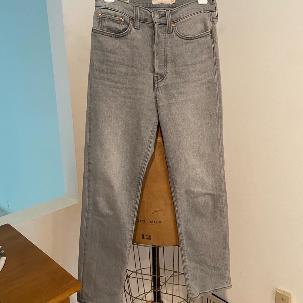 Levi’s Wedgie Straight Jean NWOT